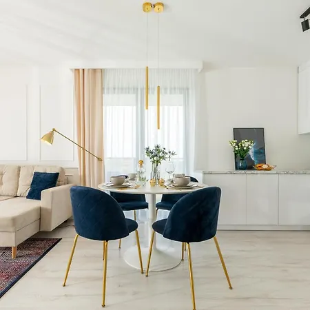 Blu Port * Гонски